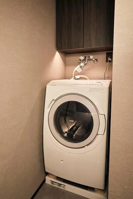 Villa Newopen! - 2 Min Walk From Yoyogi-Koen Station - 5 Min Train Ride From Shinjuku - 2 Showers - 123 M2, Private House In The City Centre! à Tōkyō
